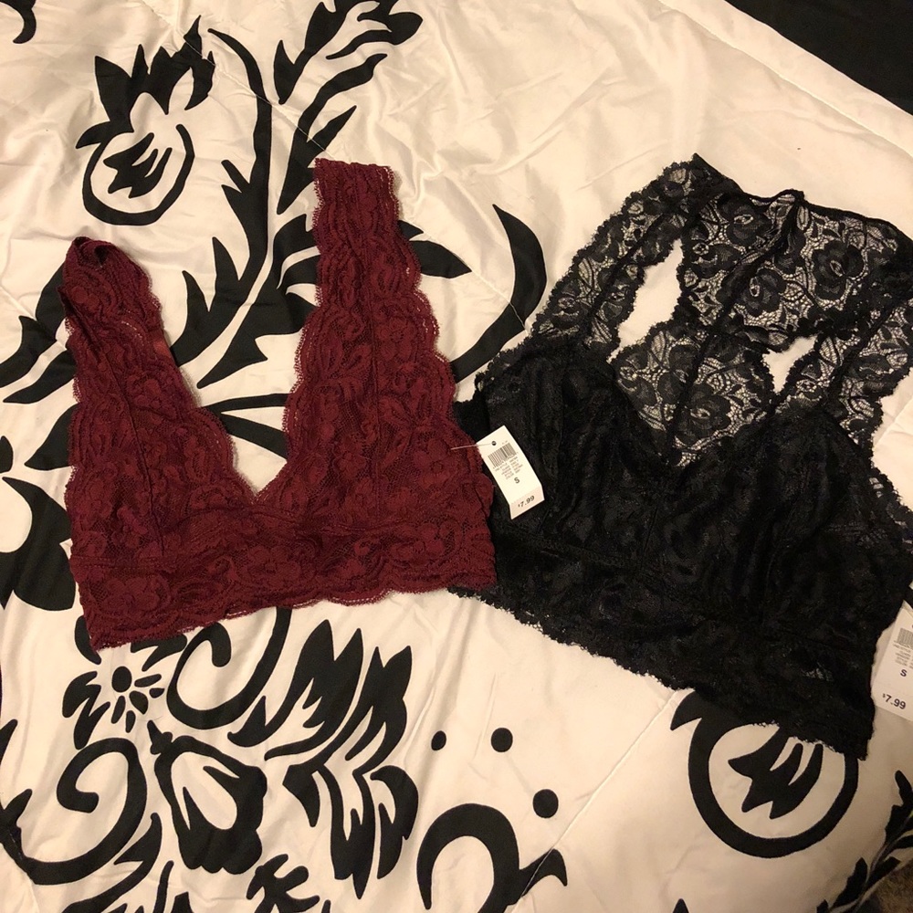 Bralettes lightly lined